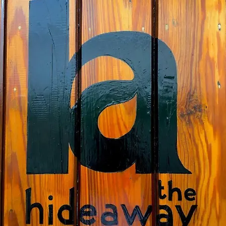 The Hideaway - A Charming, Unique Retreat In Long Ashton, Bristol