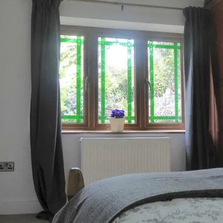 The Hideaway - A Charming, Unique Retreat In Long Ashton, 別荘 ブリストル