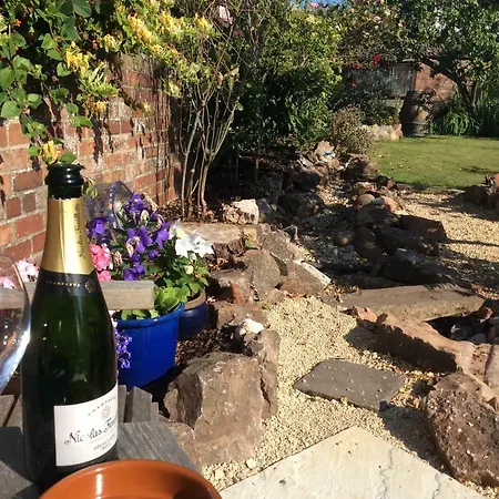 別荘 The Hideaway - A Charming, Unique Retreat In Long Ashton,