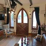 The Hideaway - A Charming, Unique Retreat In Long Ashton, Bristol